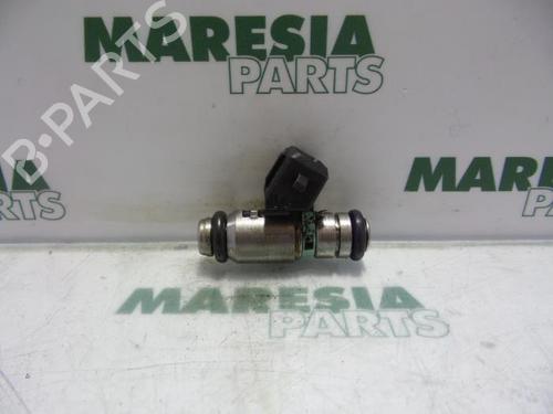 Inyector LANCIA Y (840_) 1.2 (840AA, 840AF1A) (60 hp) 31501387