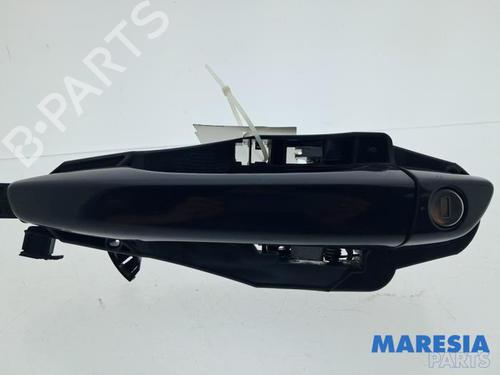 Used Front left exterior door handle Front left exterior door handle 38489234 38489234