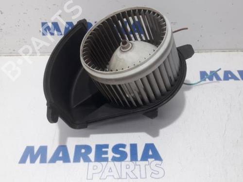 Used Heater blower motor RENAULT MASTER III Van (FV) 2.3 dCi 150 FWD (FV0F, FV03, FV09) (150 hp) 31396567