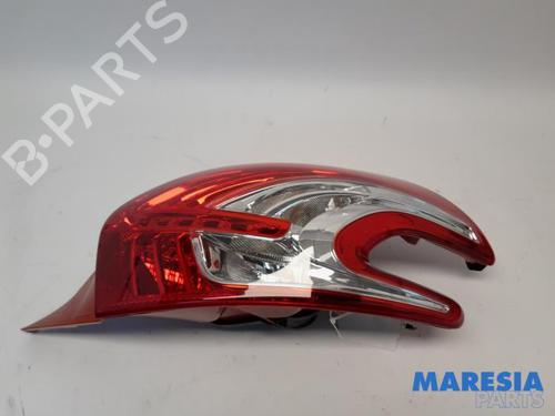 Used Right taillight PEUGEOT 208 I (CA_, CC_) 1.4 VTi (95 hp) 31534474