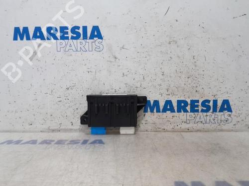 Used Electronic module CITROËN C4 Grand Picasso II (DA_, DE_) 1.6 BlueHDi 120 (120 hp) 31524906