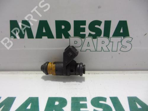 Used Injector RENAULT SCÉNIC I MPV (JA0/1_, FA0_) 1.6 (JA00) (110 hp) 31426341