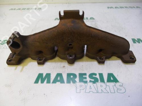 Used Exhaust manifold CITROËN C5 III Break (RW_) 2.0 HDi (136 hp) 31488096