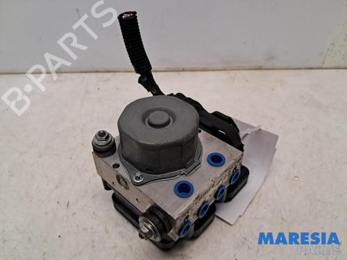 Used ABS pump RENAULT CAPTUR I (J5_, H5_) 1.5 dCi 90 (J5N4, J5M5, J5MW, J5M6, J5AL, J5AJ) (90 hp) 31396291