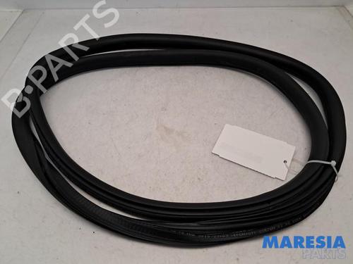 BP31519121C142 main image