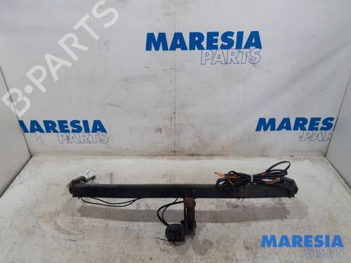 Used Tow ball/Mechanism Tow ball/Mechanism 31396445 31396445