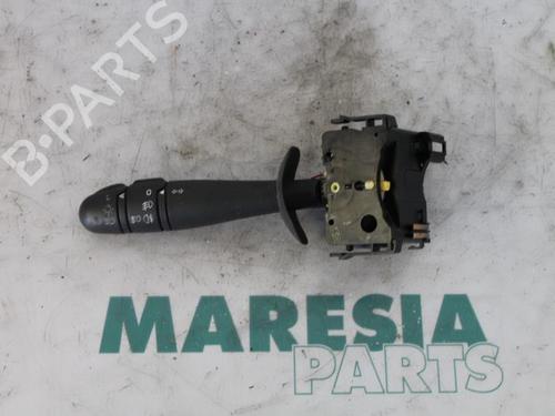 Used Steering column stalk RENAULT ESPACE IV (JK0/1_) 3.0 dCi (JK0J, JK0V) (177 hp) 31478262