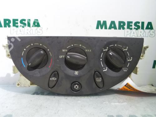 Used Climate control CITROËN C5 I (DC_) 2.0 HDi (DCRHZB, DCRHZE) (109 hp) 31478503