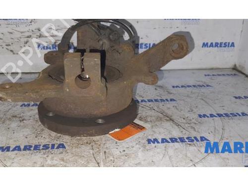 Right front steering knuckle RENAULT SCÉNIC I MPV (JA0/1_, FA0_) 2.0 16V RX4 | BP31453576M26 