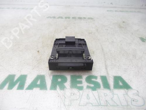 other-renault-megane-iii-coupe-dz01_-2008-2009-2010-2011-2012-2013-2014-2015-2016-31520853 main image