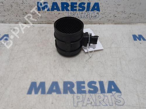 Used Mass air flow sensor ALFA ROMEO 159 Sportwagon (939_) 2.4 JTDM (939BXD1B, 939BXD12) (200 hp) 31501232