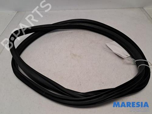 rubber-door-seal-alfa-romeo-giulietta-940_-2010-2011-2012-2013-2014-2015-2016-2017-2018-2019-2020-31408528 main image