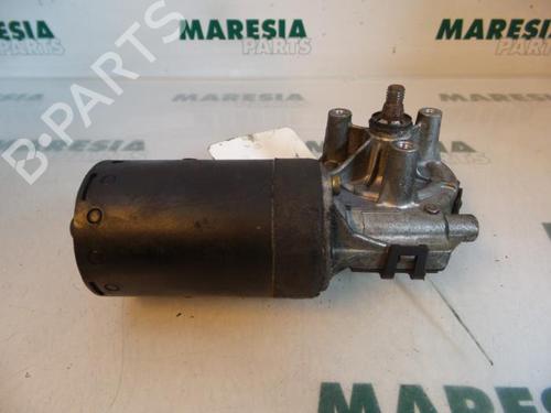 Used Front wiper motor PEUGEOT 206 Hatchback (2A/C) 1.9 D (69 hp) 31531424