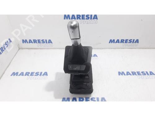 Gearstang PEUGEOT 508 SW I (8E_) 1.6 HDi (115 hp) 31528009