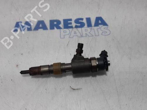 Used Injector PEUGEOT 5008 (0U_, 0E_) 1.6 BlueHDi 120 (120 hp) 31419616