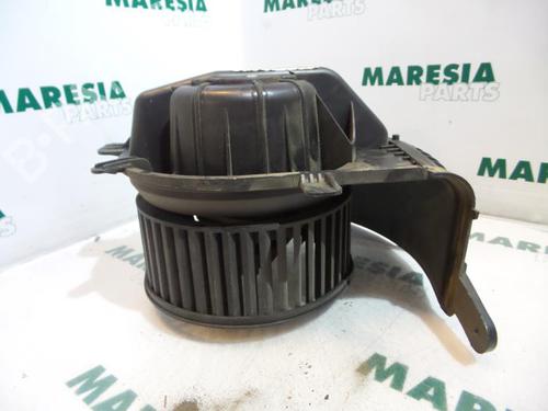 Used Heater blower motor RENAULT GRAND SCÉNIC II (JM0/1_) 1.9 dCi (JM0G, JM12, JM1G, JM2C) (120 hp) 31501813