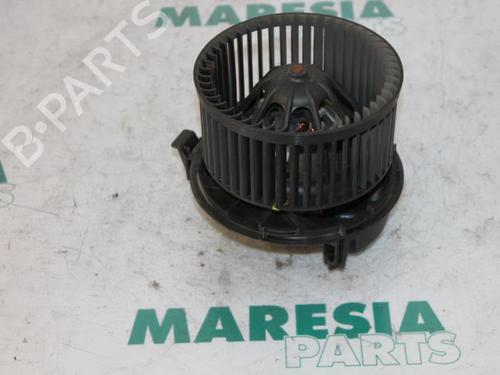 Used Heater blower motor RENAULT MEGANE II (BM0/1_, CM0/1_) 1.6 16V (BM0C, CM0C) (113 hp) 31465771