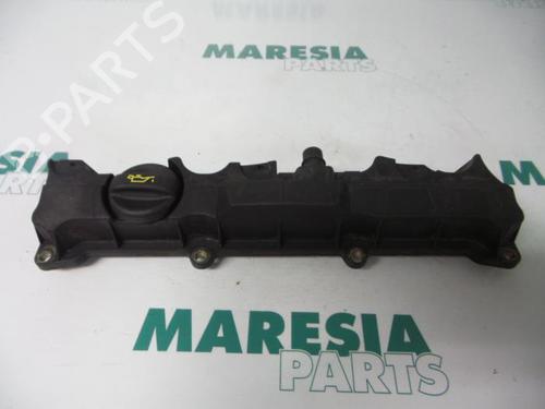 Used Valve cover CITROËN C2 (JM_) 1.6 (109 hp) 31534198