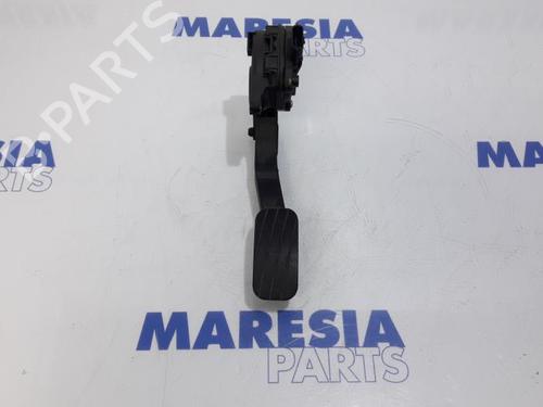 Used Electronic module RENAULT MASTER III Van (FV) 2.3 dCi 125 RWD (FV0C, FV0D, FV0H, FV0J, FV0A, FV0K) (125 hp) 31492025