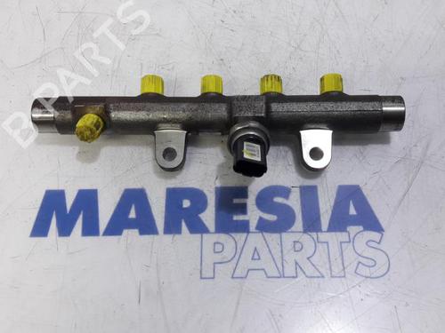 Used Injection rail RENAULT GRAND SCÉNIC III (JZ0/1_) 1.5 dCi (JZ09, JZ0D, JZ10, JZ14, JZ1G, JZ29, JZ2C) (110 hp) 31394332