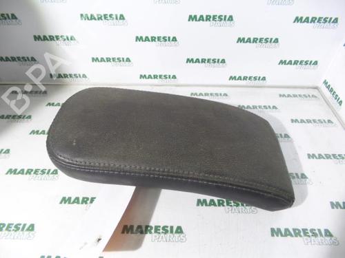 Used Armrest / Center console RENAULT MEGANE II Coupé-Cabriolet (EM0/1_) 1.6 (113 hp) 31487970