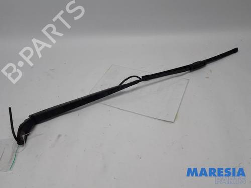 Vindspejlsviskerarm CITROËN C4 CACTUS 1.2 VTi 82 (82 hp) 31400715