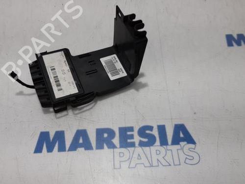 Used Fuse box CITROËN BERLINGO MULTISPACE (B9) 1.6 (109 hp) 31412368