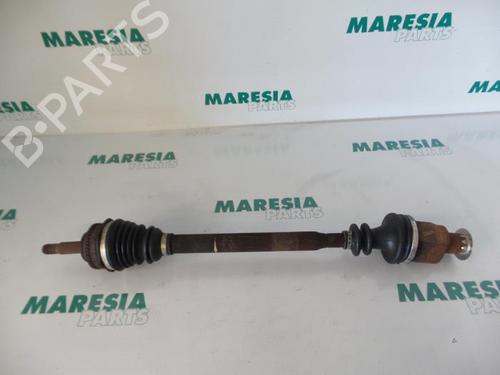 Used Right front driveshaft RENAULT MEGANE I Grandtour (KA0/1_) 1.9 D (KA0J, KA0R) (64 hp) 31479547