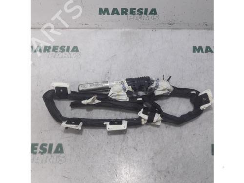 Used Left curtain airbag FIAT GRANDE PUNTO (199_) 1.4 16V (199BXG1B, 199AXG1B) (95 hp) 31485316