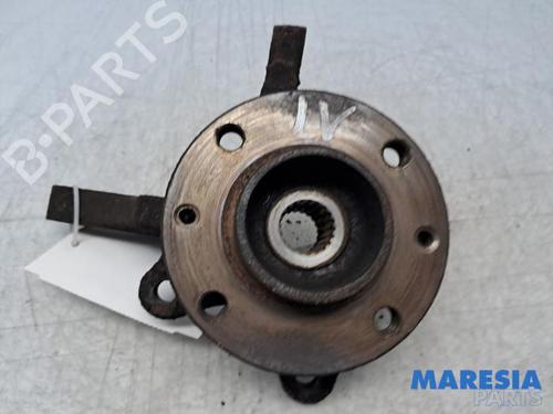 Used Left front steering knuckle Left front steering knuckle RENAULT TWINGO I (C06_) 1.2 (C066, C068) (58 hp) 32746313 32746313