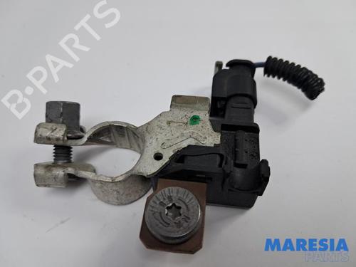Used Electronic sensor Electronic sensor PEUGEOT 208 II (UB_, UP_, UW_, UJ_) 1.2 PureTech 100 (101 hp) 40093248 40093248