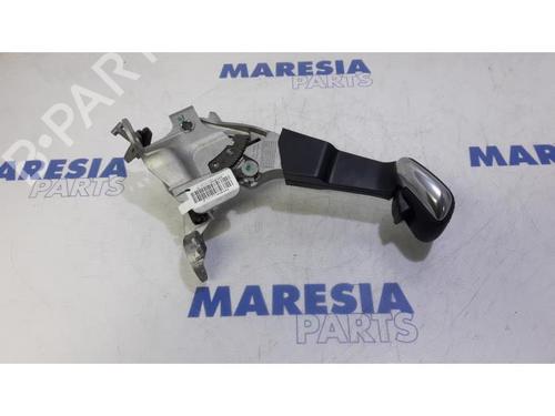 håndbremse PEUGEOT 2008 I (CU_) 1.2 THP 110 / PureTech 110 (110 hp) 31502115