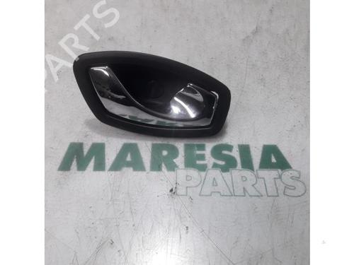Used Front right exterior door handle RENAULT GRAND SCÉNIC III (JZ0/1_) 1.5 dCi (JZ09, JZ0D, JZ10, JZ14, JZ1G, JZ29, JZ2C) (110 hp) 31437629