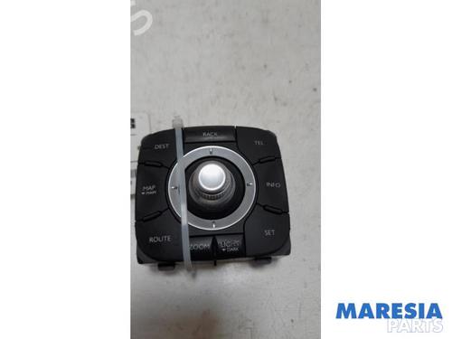 Used Display monitor Display monitor RENAULT ESPACE IV (JK0/1_) 2.0 dCi (JK01, JK02, JK1J, JK1K, JK1H) (150 hp) 31426039 31426039