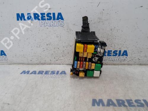 Used Fuse box CITROËN C4 SPACETOURER Van (3D_) PureTech 130 (131 hp) 31416526