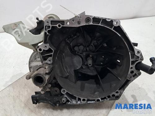 Used Gearbox CITROËN C4 CACTUS 1.2 THP 110 (110 hp) 31449265