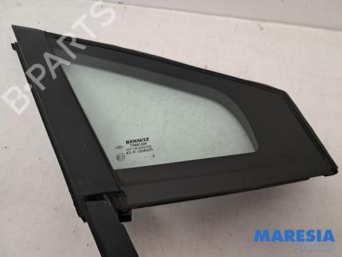 Front right quarter glass RENAULT CLIO IV Grandtour (KH_) 1.5 dCi 90 (KHN3, KHN4) | BP31521323C112