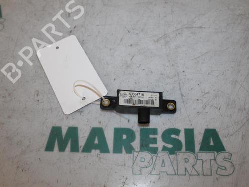 Used Electronic sensor LANCIA THESIS (841_) 2.0 Turbo (841AXA1B03) (185 hp) 31400131