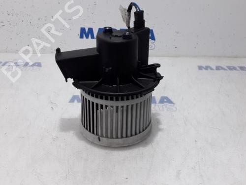 Used Heater blower motor FIAT 500 (312_) 1.2 (312AXA1A) (69 hp) 31482431