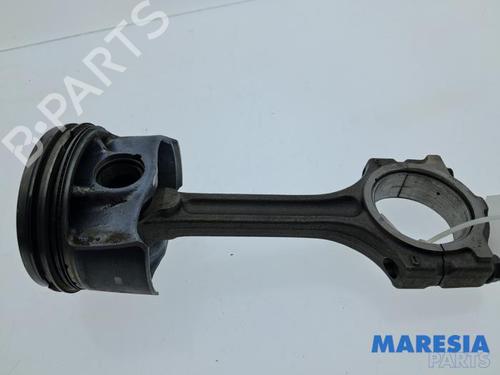 Used Other Other RENAULT CLIO IV (BH_) 0.9 TCe 90 (BHNF, BHMA, BHMH, BHJK, BHJR) (90 hp) 34571427 34571427