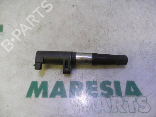 Used Ignition coil RENAULT SCÉNIC II (JM0/1_) 1.6 (JM0C, JM0J, JM1B) (113 hp) 31525124