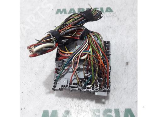 Fuse box FIAT PUNTO EVO (199_) 1.3 D Multijet | BP31402723E1