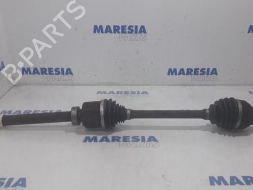 Used Right front driveshaft OPEL VIVARO B Van (X82) 1.6 CDTI (05) (120 hp) 31516082
