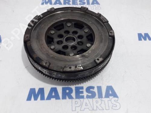 Volano ALFA ROMEO MITO (955_) 1.3 MultiJet (955AXH1B, 955AXT1A) (90 hp) 31478167