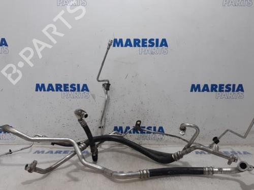 Used AC pipe RENAULT MEGANE III Hatchback (BZ0/1_, B3_) 1.5 dCi (106 hp) 31510098