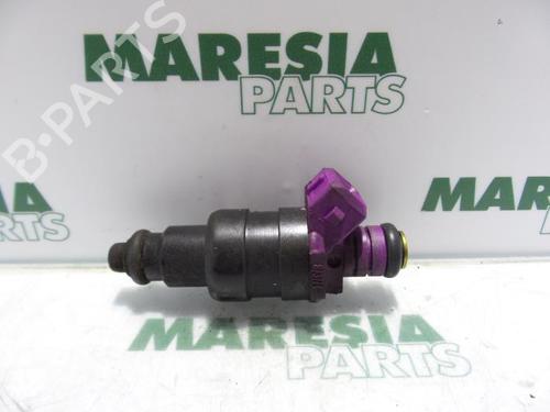 injector-renault-twingo-i-c06_-1993-1994-1995-1996-1997-1998-1999-2000-2001-2002-2003-2004-2005-2006-2007-2008-2009-2010-2011-2012-31463843 main image