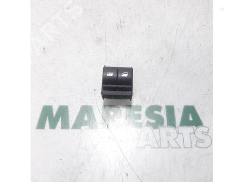 Spak kontakt CITROËN C4 CACTUS 1.2 VTi 82 (82 hp) 31536165