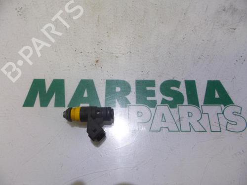 Used Injector RENAULT KANGOO Express (FC0/1_) 1.6 16V (95 hp) 31385314