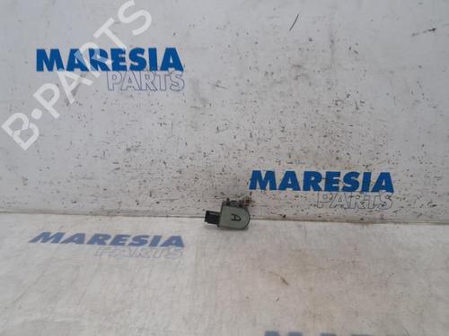 Used Headlight adjuster motor CITROËN C5 III Break (RW_) 1.6 THP 155 (156 hp) 31525819