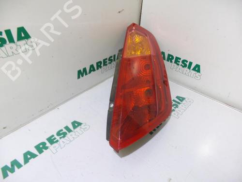 right-taillight-fiat-punto-evo-199_-2008-31488463 main image
